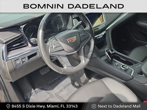 Used 2022 Cadillac XT5 Luxury image 17