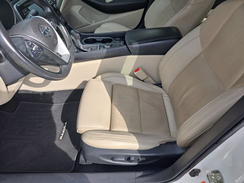 Used 2017 Nissan Maxima 3.5 SL image 21
