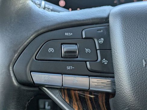 Used 2021 Cadillac Escalade ESV Premium Luxury w/ LPO, Radiant Package image 33