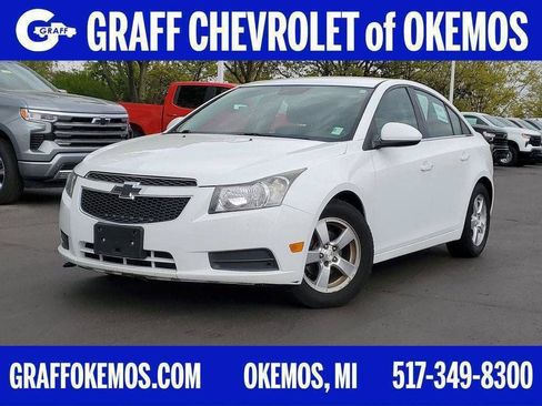Used 2013 Chevrolet Cruze LT FWD image 1
