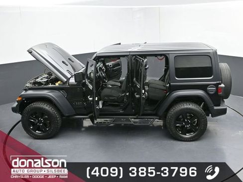 Used 2020 Jeep Wrangler Unlimited Sport image 27