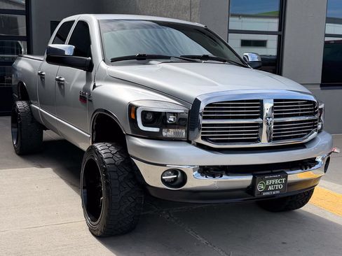 Used 2009 Dodge Ram 2500 Truck SLT w/ Trailer Tow Group AWD/4WD image 7