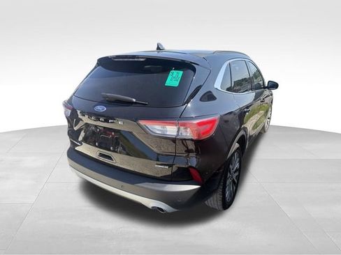 Used 2022 Ford Escape Titanium AWD/4WD image 34