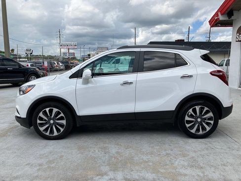 Used 2020 Buick Encore Essence image 3
