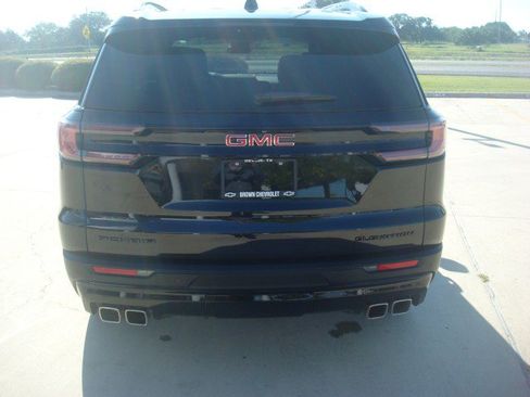 Used 2025 GMC Acadia Elevation w/ Elevation Premium Package FWD image 6