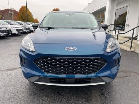 Used 2020 Ford Escape SE Sport image 4