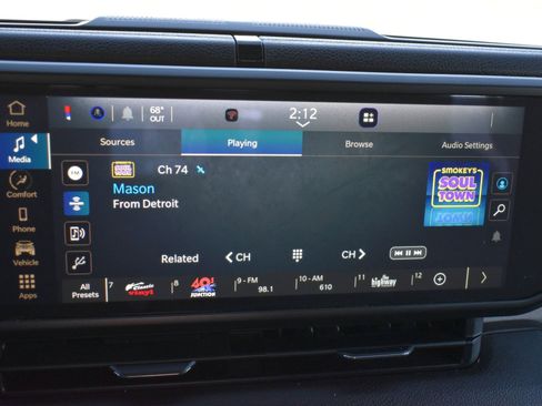Used 2024 Jeep Wrangler Unlimited Sport AWD/4WD image 26