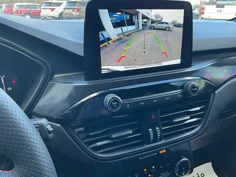 Used 2023 Ford Escape ST-Line Select image 5