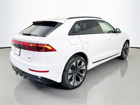 New 2026 Audi Q8 Premium Plus image 7