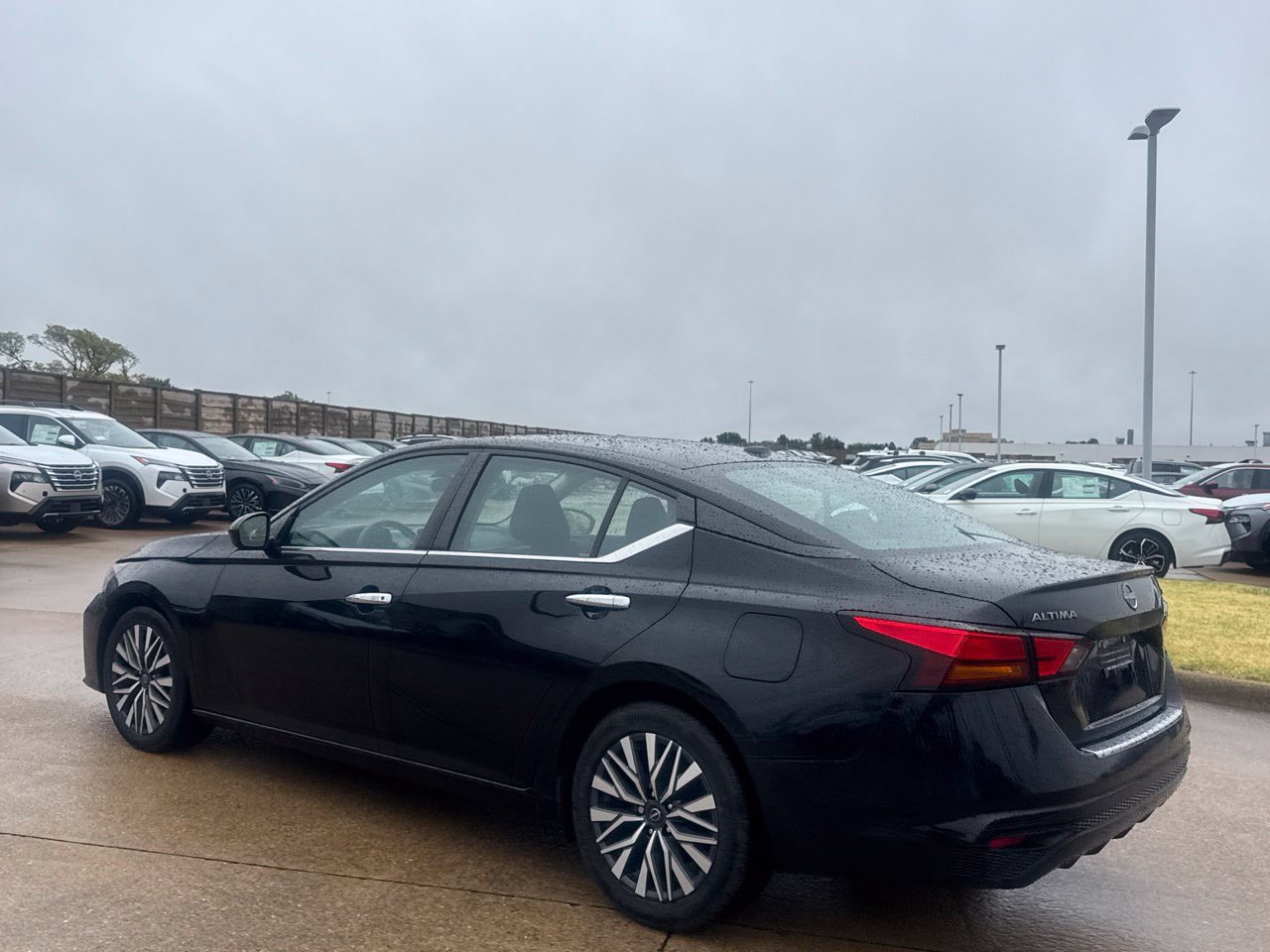Certified 2023 Nissan Altima 2.5 SV FWD image 15