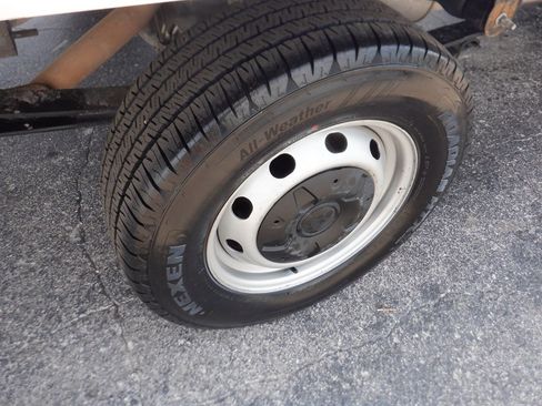 Used 2018 Ford Transit 250 138 image 7