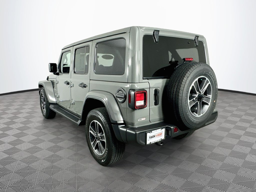 Certified 2023 Jeep Wrangler Unlimited Sahara AWD/4WD image 8