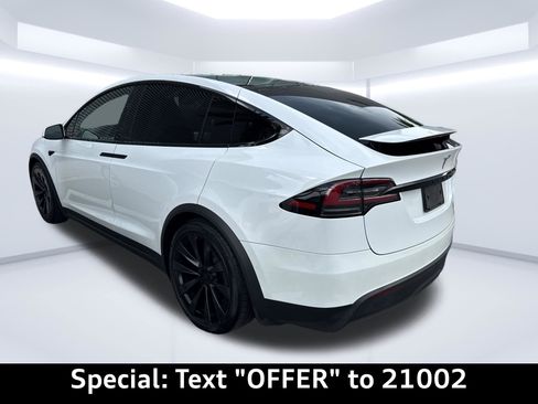 Used 2022 Tesla Model X Plaid AWD/4WD image 5