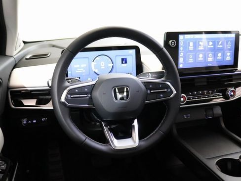 Used 2024 Honda Prologue Touring image 12