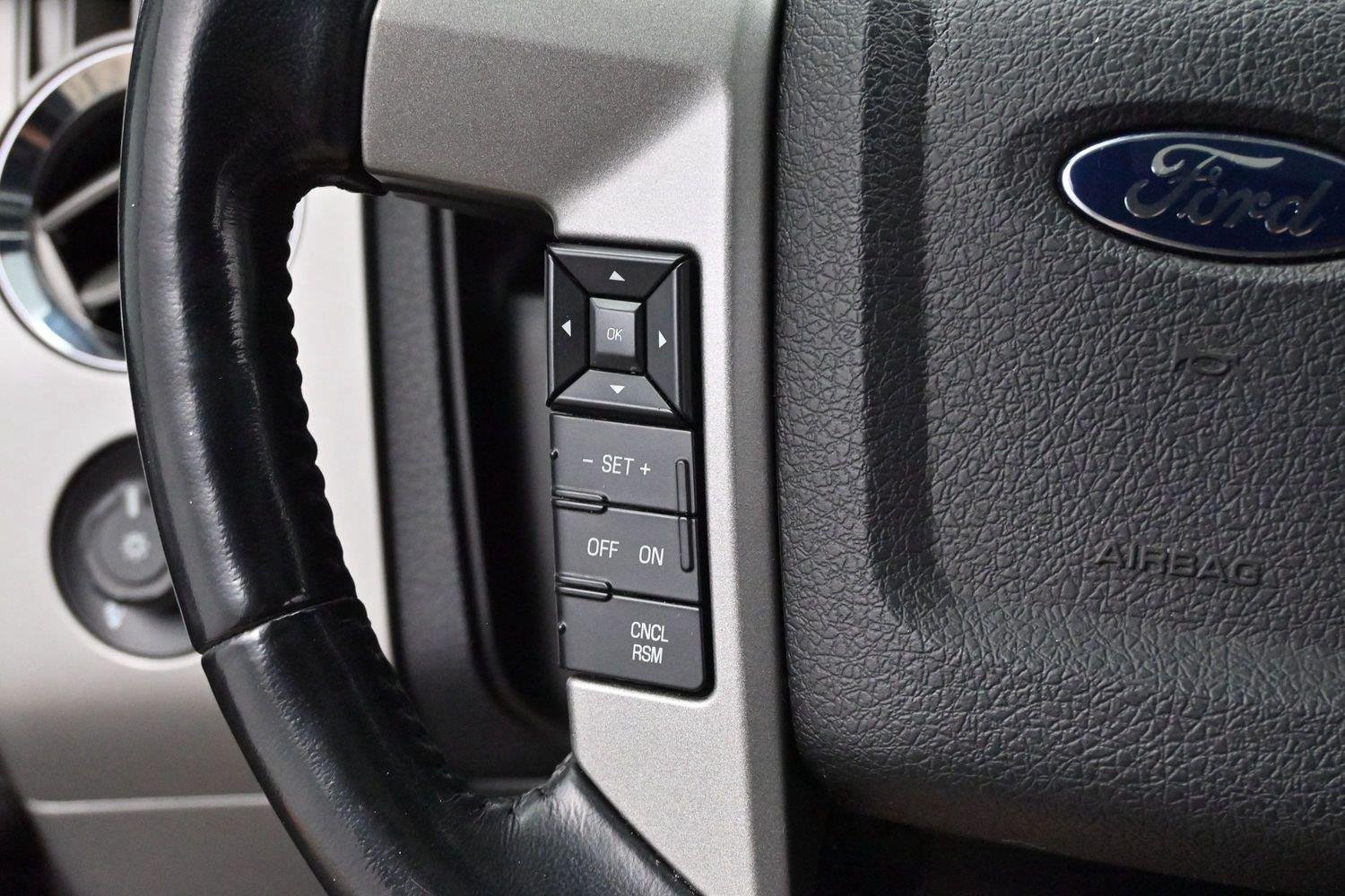 Used 2015 Ford Expedition Limited w/ Equipment Group 301A AWD/4WD image 20