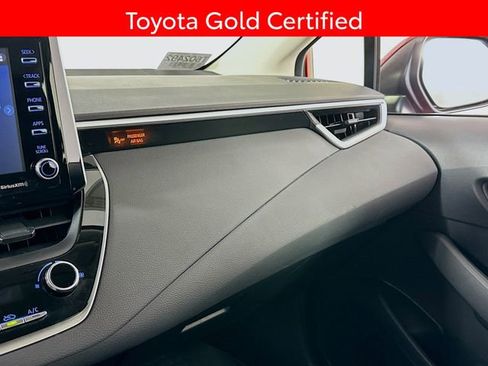 Certified 2021 Toyota Corolla LE image 14