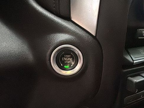 Used 2022 Chevrolet Silverado 2500 LTZ w/ LTZ Plus Package image 30