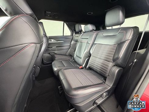 Certified 2025 Ford Explorer ST-Line w/ ST-Line Street Pack AWD/4WD image 6