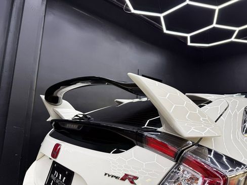 Used 2019 Honda Civic Type R image 27