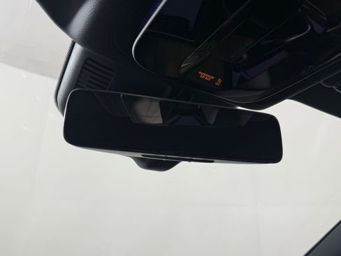 Used 2024 Mercedes-Benz CLE 450 4MATIC Cabriolet image 19