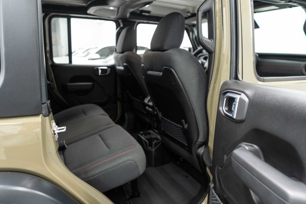 Used 2026 Jeep Wrangler Unlimited Rubicon AWD/4WD image 13