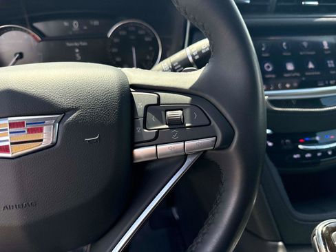 Used 2021 Cadillac XT6 Luxury image 34