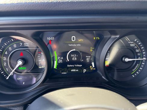 Used 2025 Jeep Wrangler Unlimited Sport S 4xe w/ Convenience Group AWD/4WD image 11