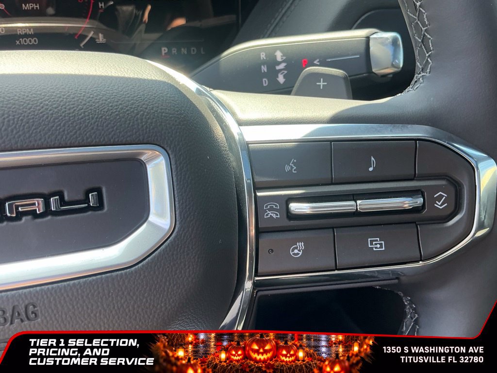 New 2026 GMC Yukon Denali w/ Sun & Power Step Package AWD/4WD image 38