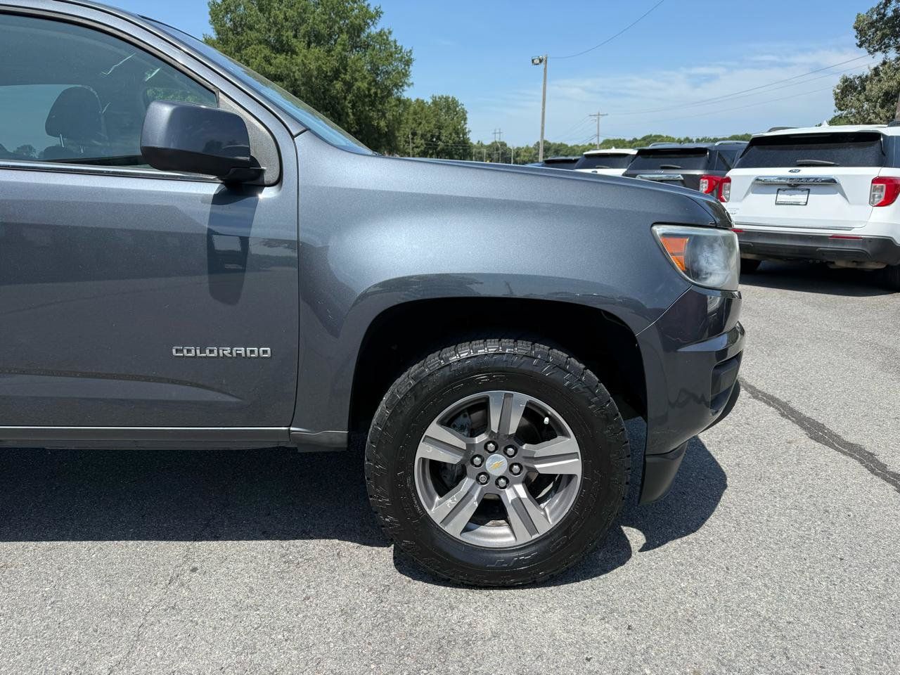 Used 2017 Chevrolet Colorado LT RWD image 36
