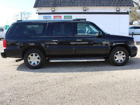 Used 2006 Cadillac Escalade ESV AWD image 4