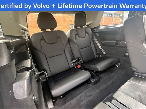 Certified 2025 Volvo XC90 B6 Plus image 37