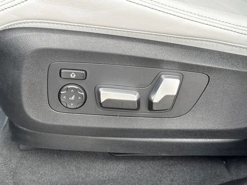 Used 2026 BMW X5 sDrive40i RWD image 21