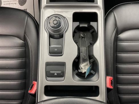 Used 2023 Ford Edge SEL image 21