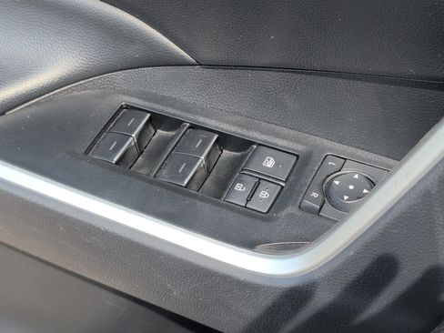 Used 2025 Toyota RAV4 XLE Premium AWD/4WD image 17