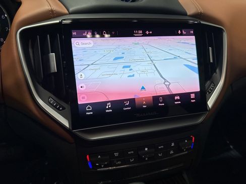 Used 2021 Maserati Ghibli S GranLusso image 29