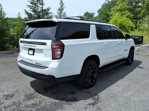 Certified 2023 Chevrolet Suburban RST w/ Luxury Package AWD/4WD image 5