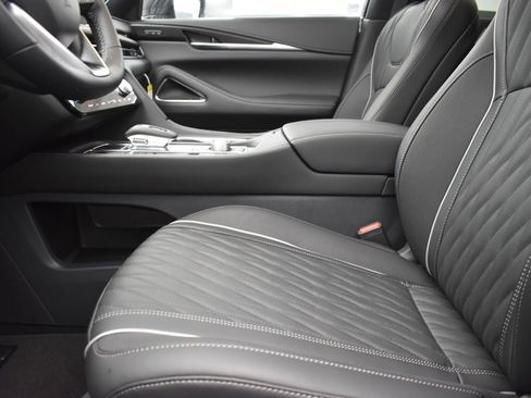 Used 2026 INFINITI QX60 Autograph w/ Dark Cargo Package image 13