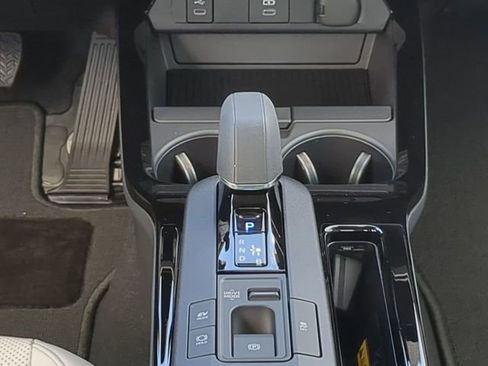 New 2026 Toyota Prius XLE image 18