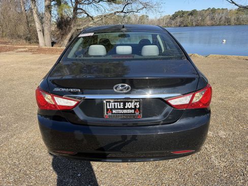 Used 2013 Hyundai Sonata GLS w/ Popular Equipment Pkg image 4