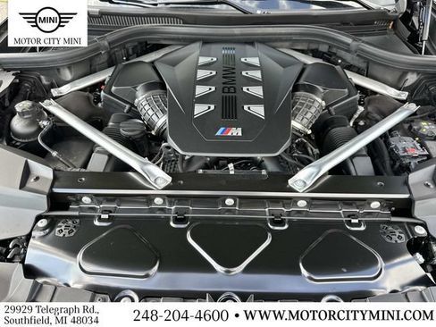 Used 2025 BMW X7 M60i AWD/4WD image 14