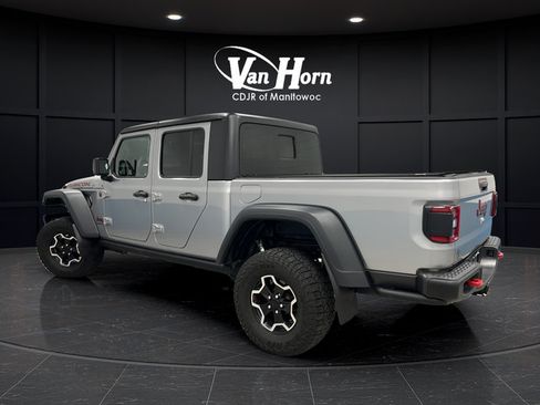 Used 2021 Jeep Gladiator Rubicon w/ Dual Top Group AWD/4WD image 5