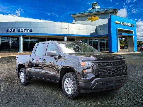 New 2026 Chevrolet Silverado 1500 W/T w/ Z71 Off-Road Package AWD/4WD image 9