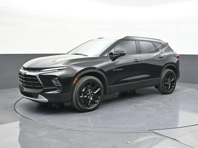 New 2026 Chevrolet Blazer LT w/ Convenience Package AWD/4WD image 3