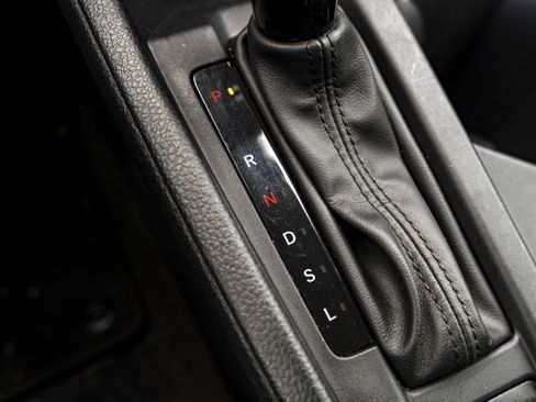 Certified 2023 Honda Accord EX image 29