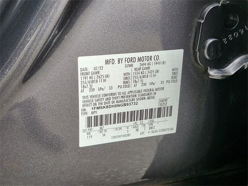 Certified 2022 Ford Explorer XLT w/ Equipment Group 202A image 33