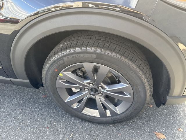 New 2026 Ford Explorer Active w/ Active Comfort Package AWD/4WD image 10