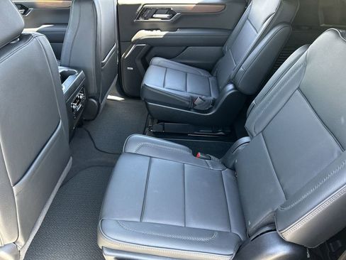 Used 2026 GMC Yukon XL Denali w/ Sun & Power Step Package AWD/4WD image 26