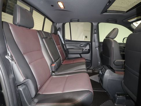 Used 2023 Honda Ridgeline Black Edition image 24