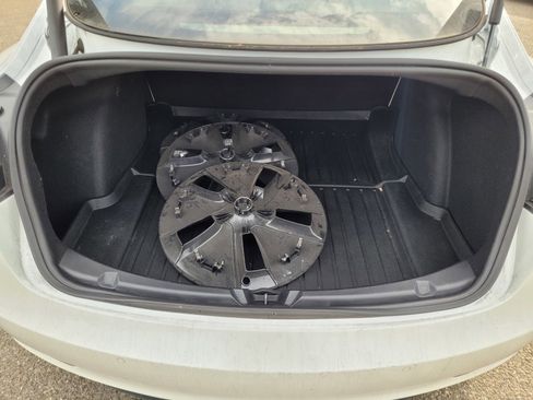 Used 2022 Tesla Model 3 Long Range image 33