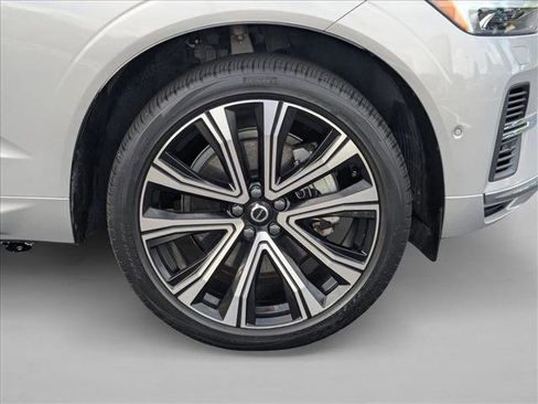 Used 2023 Volvo XC60 T8 Ultimate image 20
